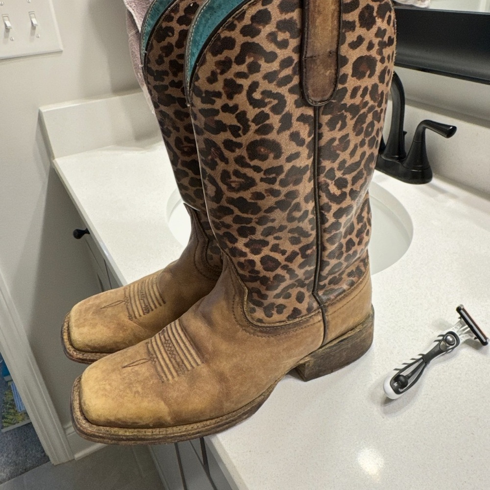 Ariat Leopard Print and Tan Heeled Boots